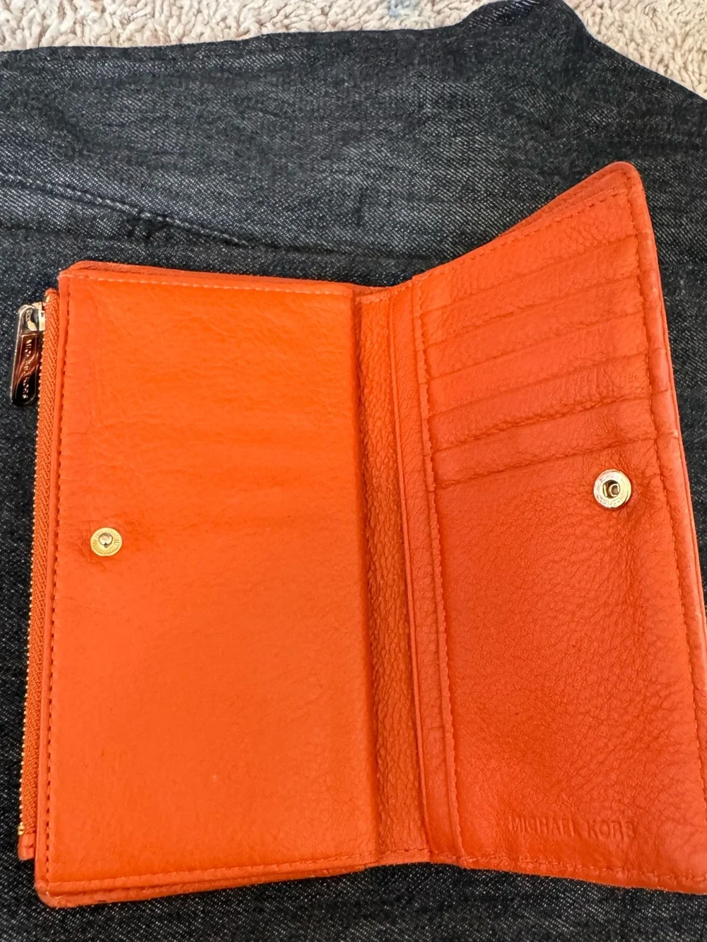 Michael Kors compact leather